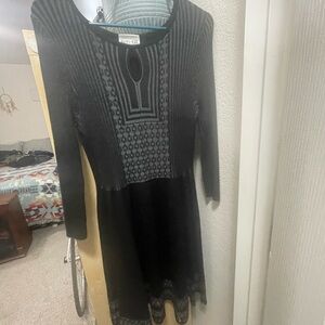 Olive & Oak Black Long Sleeve Dress